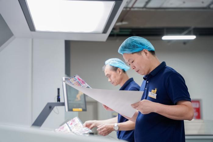 一张卡牌洞见新型文化业态麻将胡了免费试玩卡游：从(图3)
